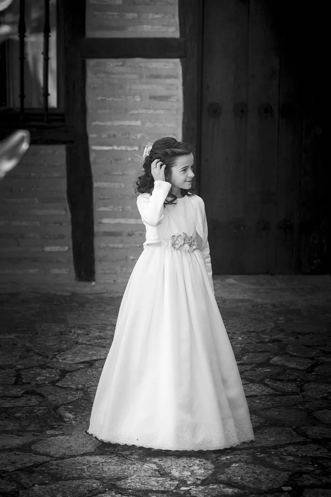 Fotografía de comunión en estudio por Josu Izarra Fotógrafos, Vitoria-Gasteiz · 4