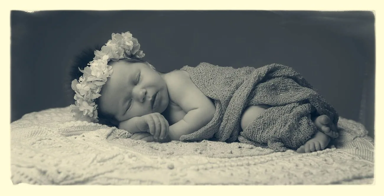 Fotografía de niños y bebés en estudio por Josu Izarra Fotógrafos, Vitoria-Gasteiz · 3